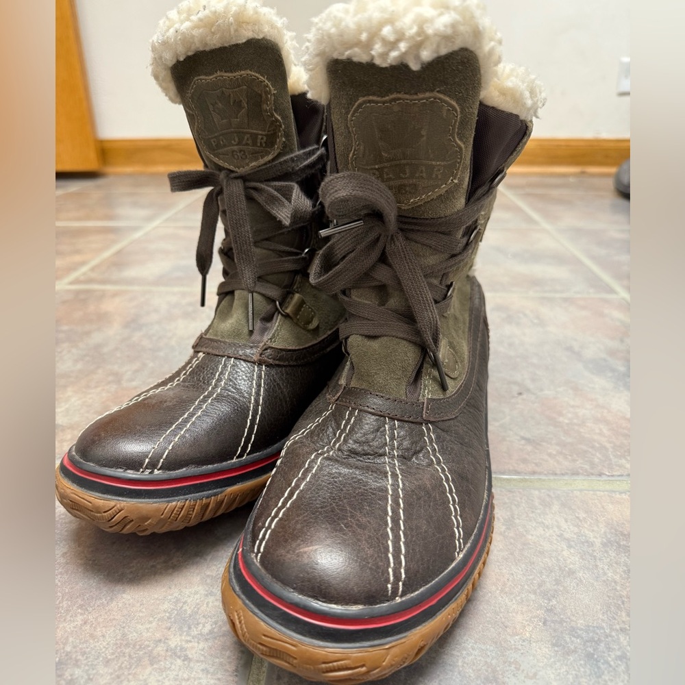 Pajar Brown and Green Winter Boots